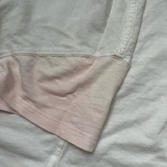 white and pink t-shirt - Picture 3 of 4